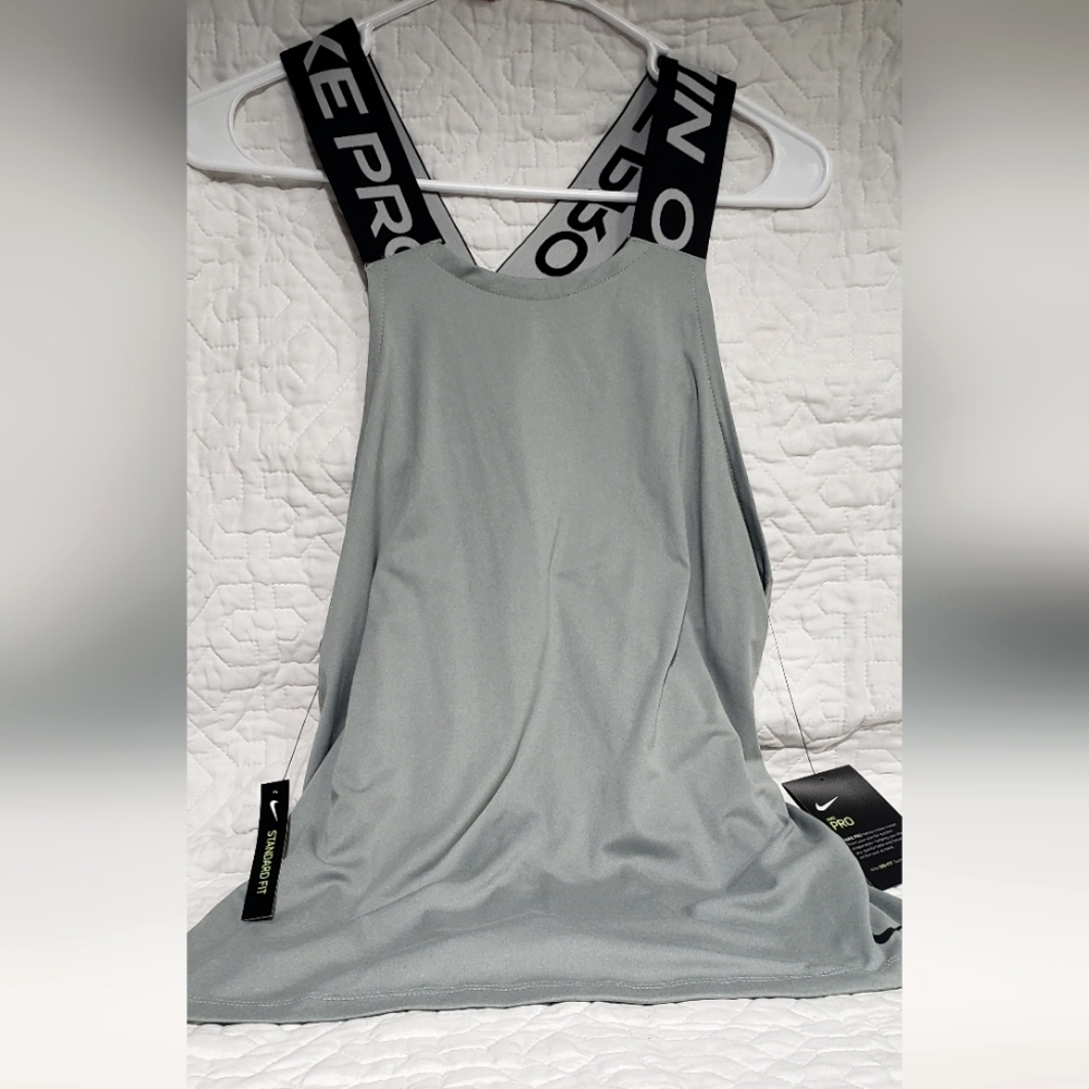 Nike sport tank